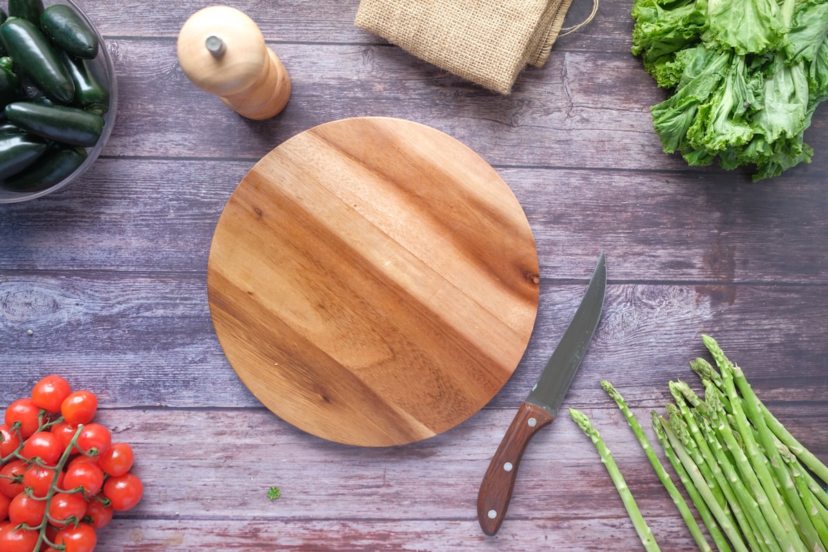 All-Day Round — Round serving tray.